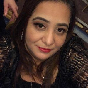 Meet your Posher, Francisca